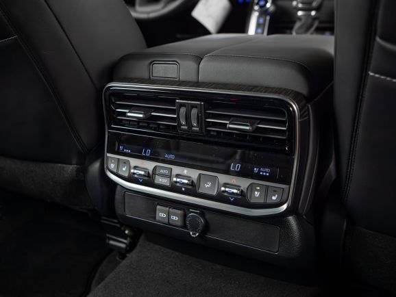 Toyota Land Cruiser, АТ, 2023 фото 11