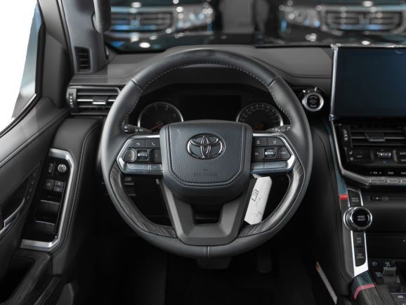 Toyota Land Cruiser, АТ, 2023 фото 17