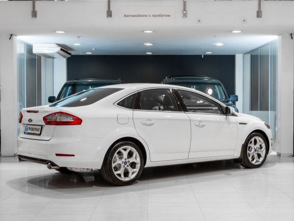 Ford Mondeo, Робот, 2012 фото 4