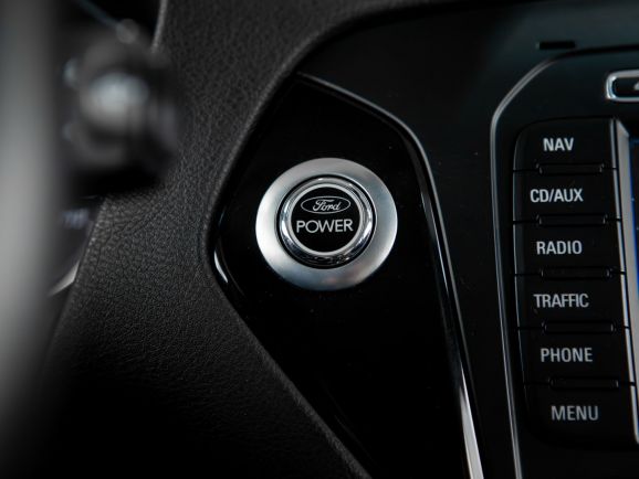 Ford Mondeo, Робот, 2012 фото 12