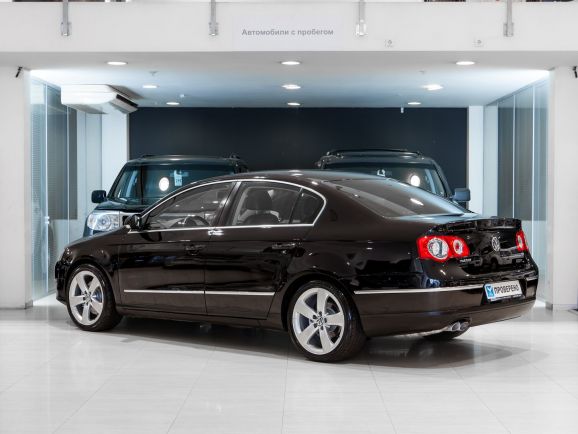 Volkswagen Passat, Робот, 2010 фото 6