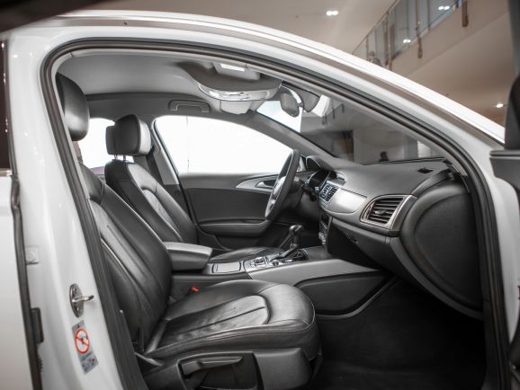 Audi A6, Вариатор, 2014 фото 14