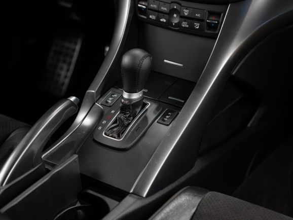 Honda Accord, АТ, 2011 фото 12