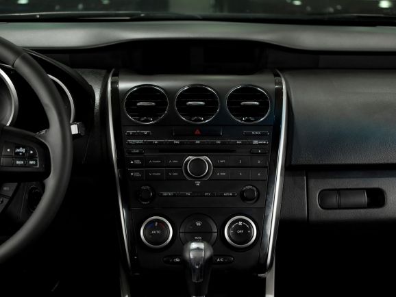 Mazda CX-7, АТ, 2011 фото 11