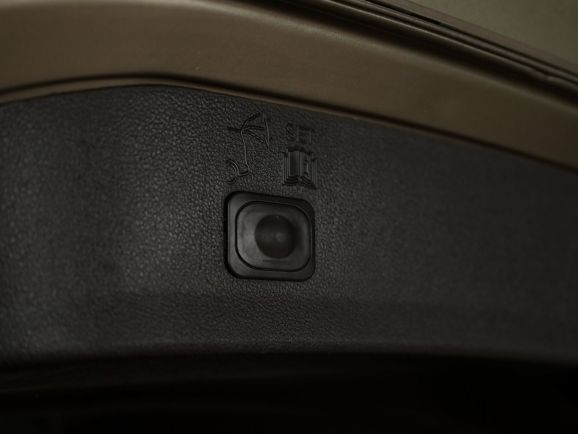 Ford Kuga, Робот, 2013 фото 1