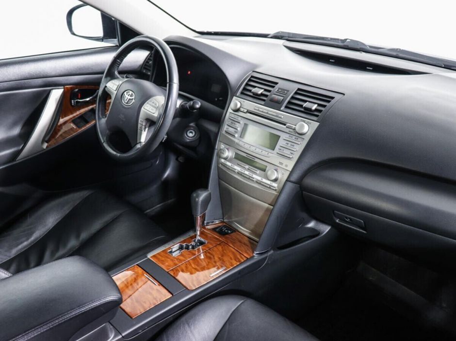 Toyota Camry, 2.5 л, АТ, 2011 фото 2