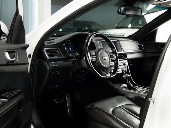 Kia Optima, АТ, 2016 фото 8