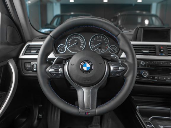 BMW 3 серия, АТ, 2015 фото 9