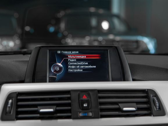 BMW 3 серия, АТ, 2015 фото 12