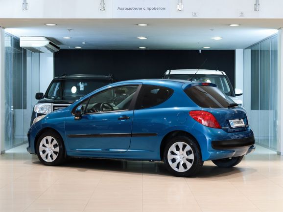 Peugeot 207, МТ, 2008 фото 6