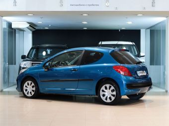 Peugeot 207, МКПП, 2008 фото 6