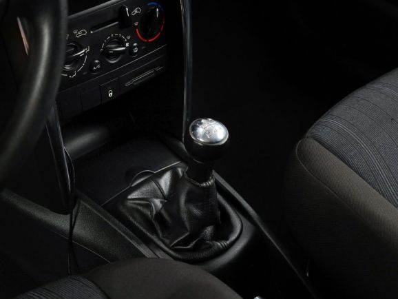 Peugeot 207, МТ, 2008 фото 2