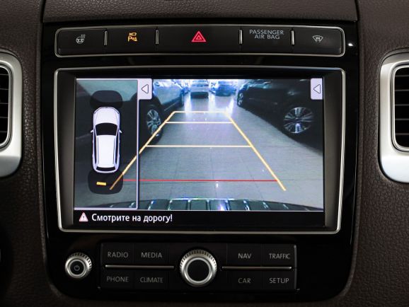 Volkswagen Touareg, АТ, 2015 фото 16