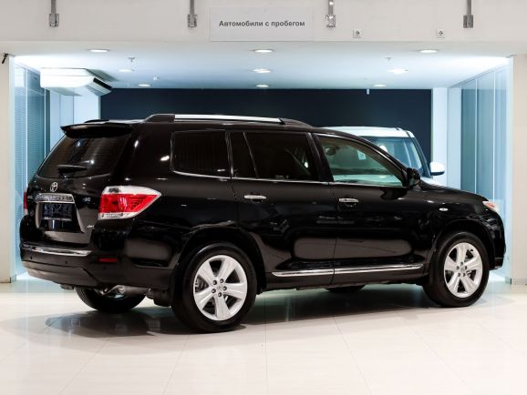 Toyota Highlander, АТ, 2013 фото 4