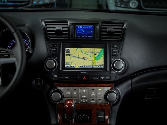 Toyota Highlander, АТ, 2013 фото 2