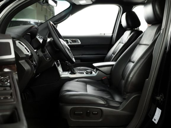 Ford Explorer, АТ, 2013 фото 12