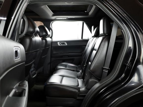 Ford Explorer, АТ, 2013 фото 22