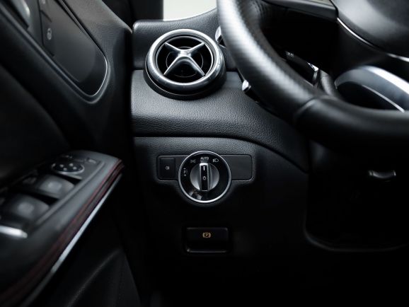 Mercedes-Benz CLA-класс, Робот, 2015 фото 10