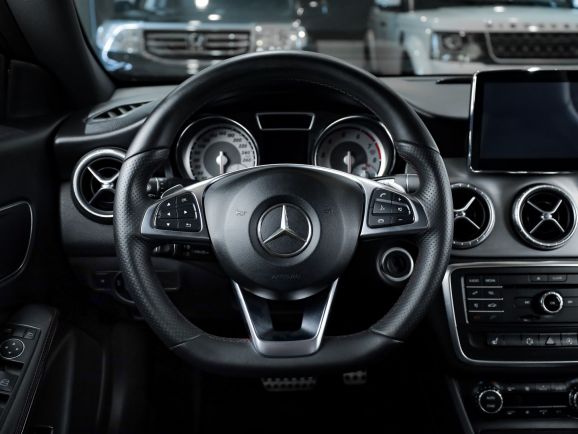 Mercedes-Benz CLA-класс, Робот, 2015 фото 13