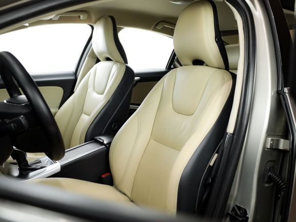 Volvo S60, Робот, 2012 фото 10