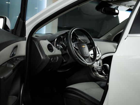 Chevrolet Cruze, АТ, 2013 фото 9