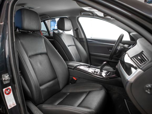 BMW 5 серия, АТ, 2012 фото 18