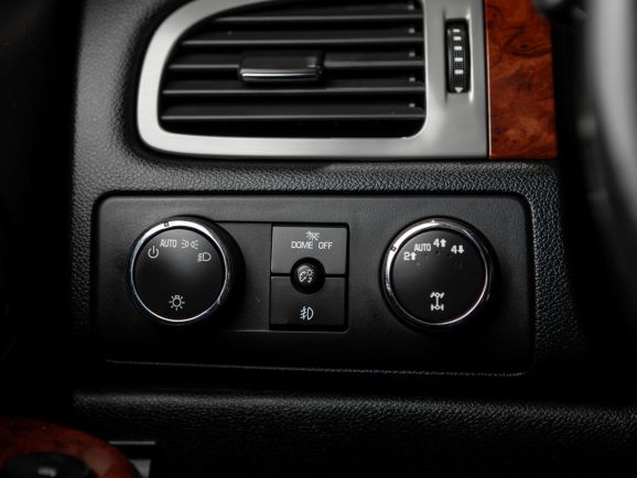 Chevrolet Tahoe, АТ, 2012 фото 15