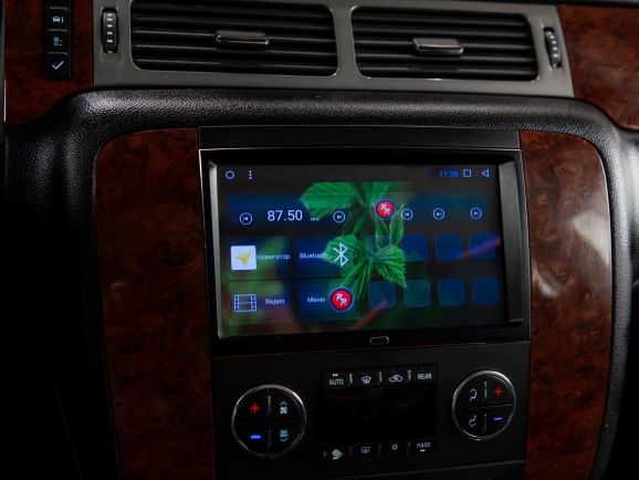 Chevrolet Tahoe, АТ, 2012 фото 16