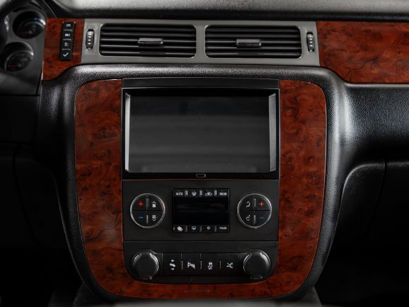 Chevrolet Tahoe, АТ, 2012 фото 18