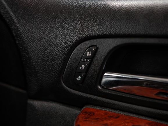 Chevrolet Tahoe, АТ, 2012 фото 19