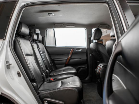 Toyota Highlander, АТ, 2012 фото 8