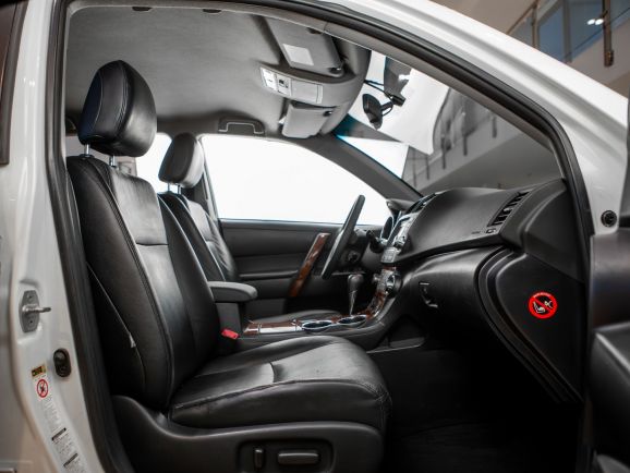 Toyota Highlander, АТ, 2012 фото 21