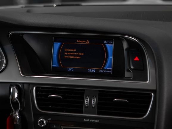 Audi A4, Вариатор, 2013 фото 11