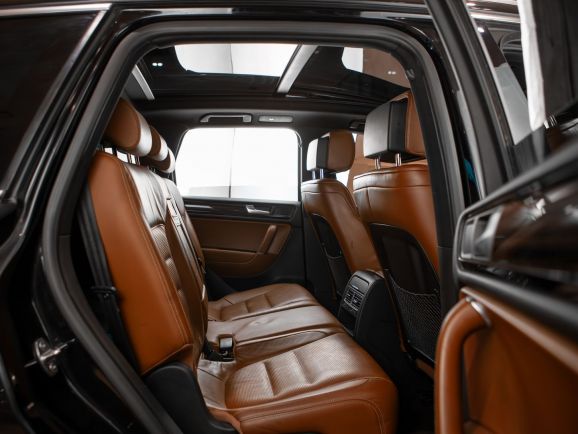 Volkswagen Touareg, АТ, 2013 фото 8