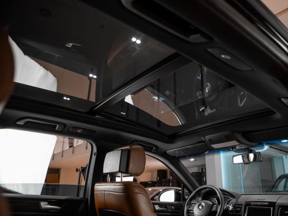 Volkswagen Touareg, АТ, 2013 фото 9