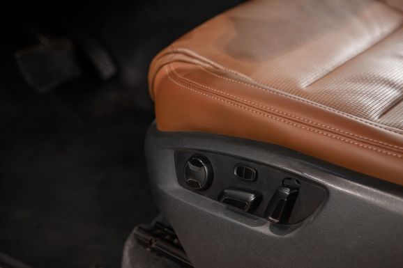 Volkswagen Touareg, АТ, 2013 фото 13