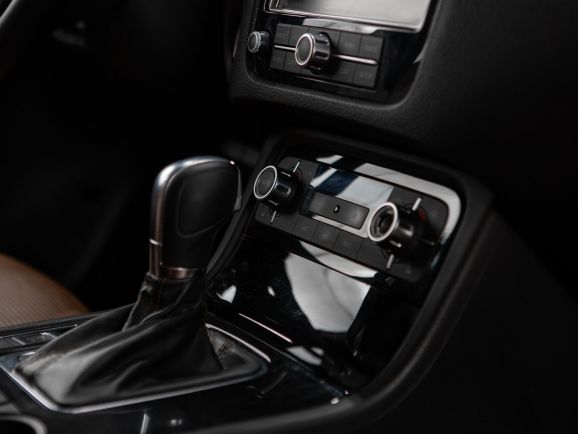 Volkswagen Touareg, АТ, 2013 фото 17