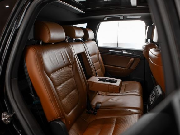 Volkswagen Touareg, АТ, 2013 фото 2