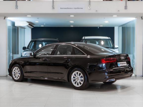 Audi A6, Робот, 2016 фото 6