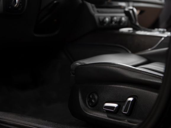 Audi A6, Робот, 2016 фото 9