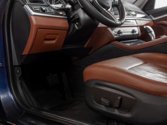 BMW 5 серия, АТ, 2013 фото 8