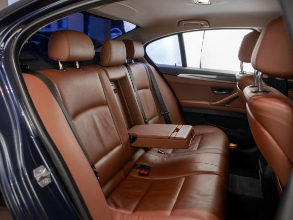 BMW 5 серия, АТ, 2013 фото 2