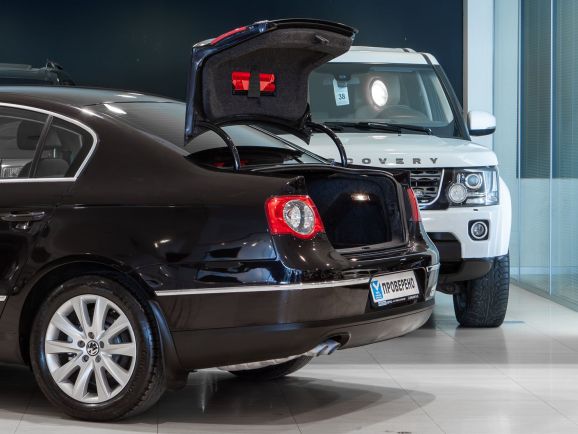 Volkswagen Passat, Робот, 2008 фото 1