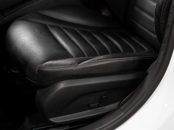 Mercedes-Benz C-класс, АТ, 2015 фото 11