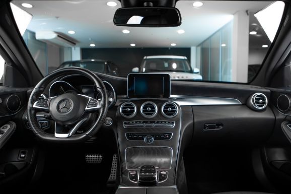 Mercedes-Benz C-класс, АТ, 2015 фото 16