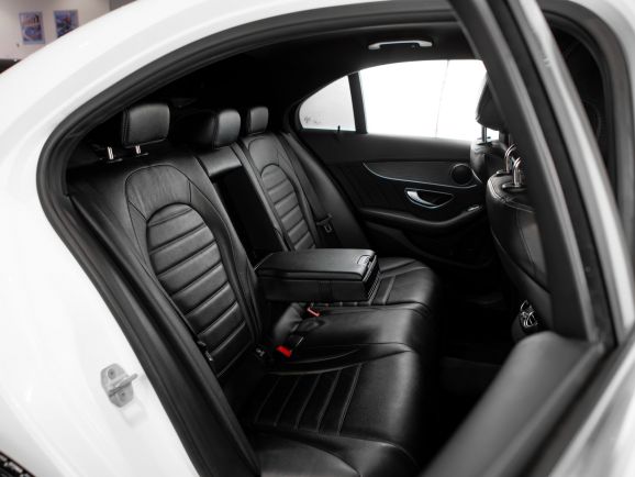 Mercedes-Benz C-класс, АТ, 2015 фото 20