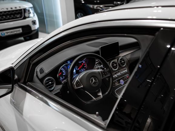Mercedes-Benz C-класс, АТ, 2015 фото 24