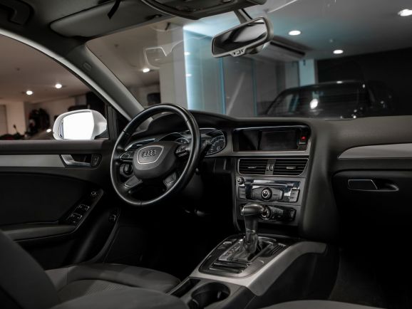 Audi A4, Вариатор, 2012 фото 7