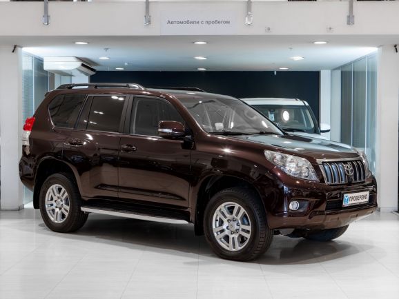 Toyota Land Cruiser Prado, АТ, 2011 фото 3