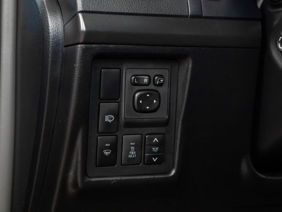 Toyota Land Cruiser Prado, АТ, 2011 фото 9